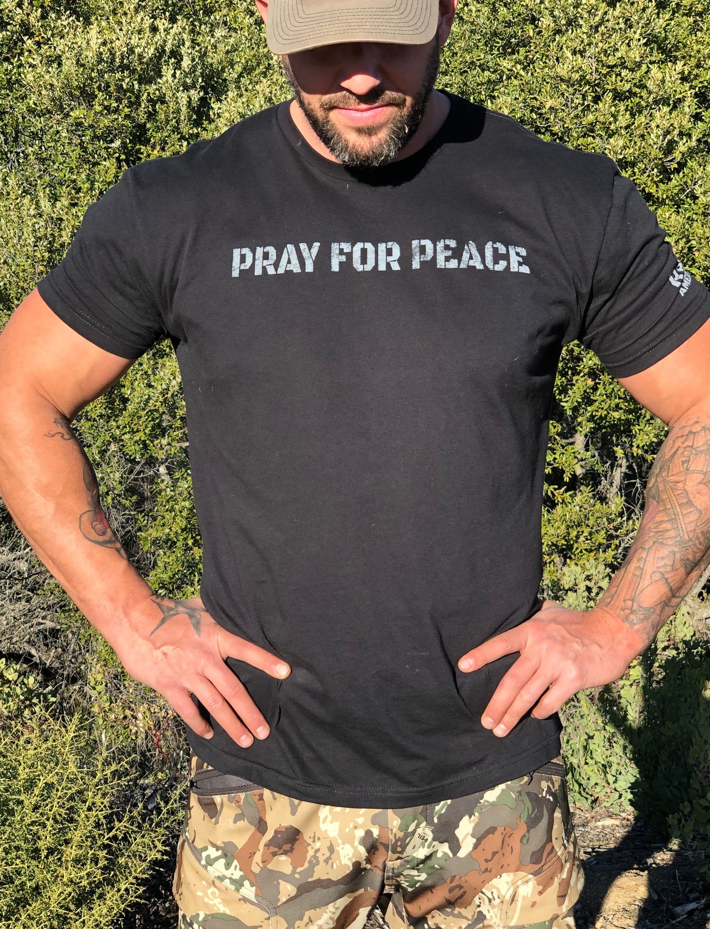 Pray For Peace - Black